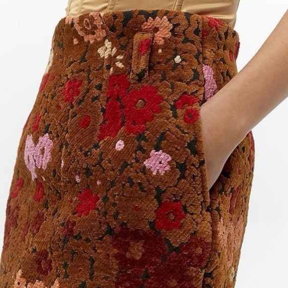 FINAL PRICE Urban Outfitters Kimchi Blue Tapestry Skirt - Picture 10 of 10